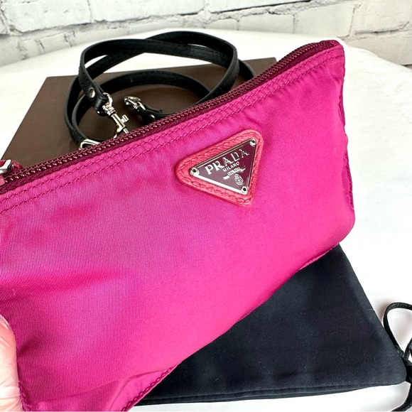 PRADA pink nylon Pouch Crossbody bag with strap - Picture 4 of 14
